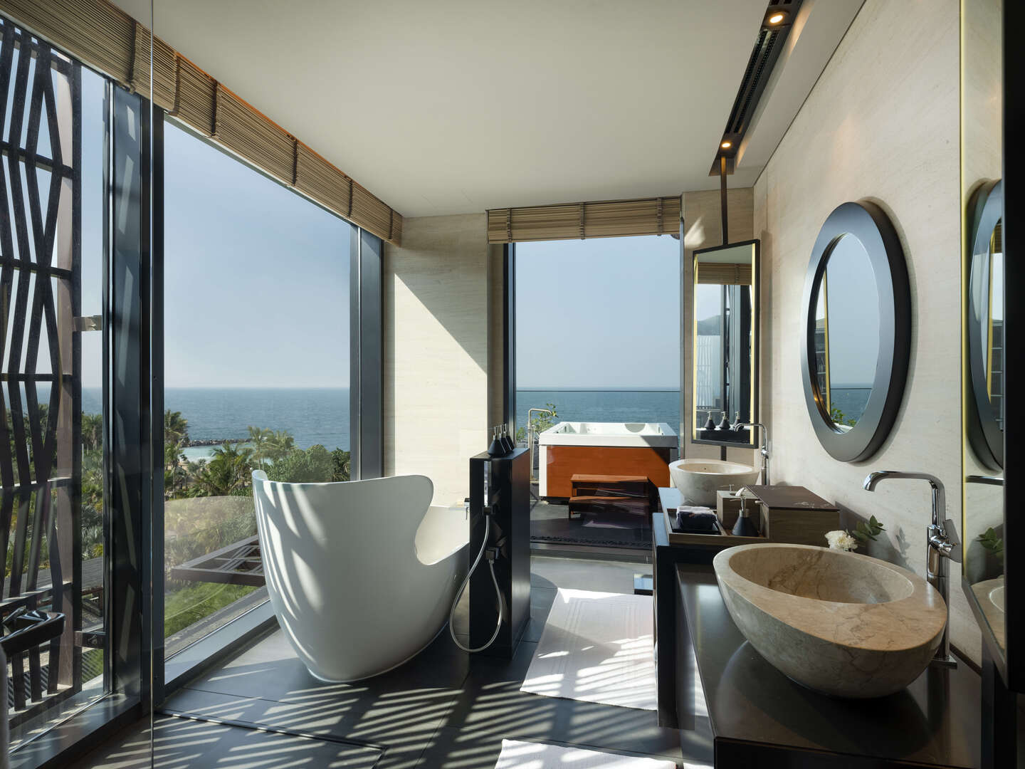 Harmony 3-Bedroom Oceanfront Presidential Suite